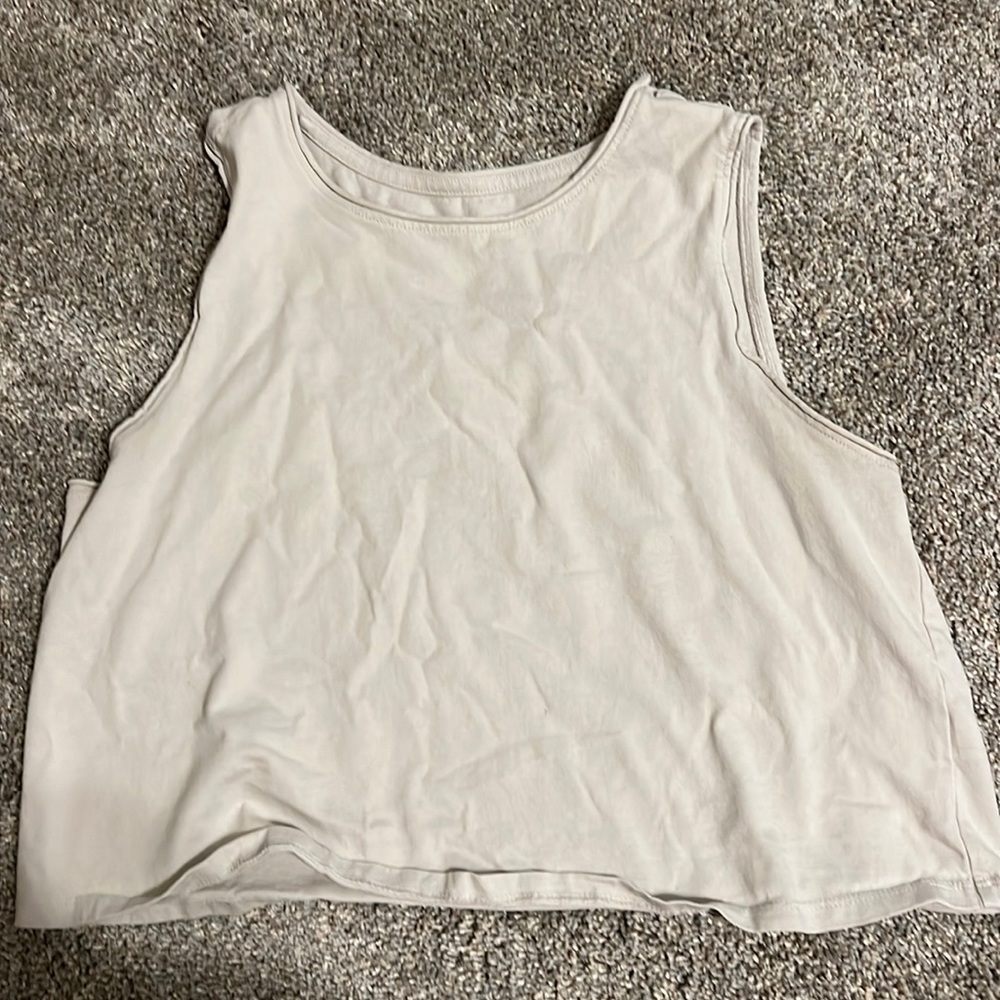 Off-white crop top, small
